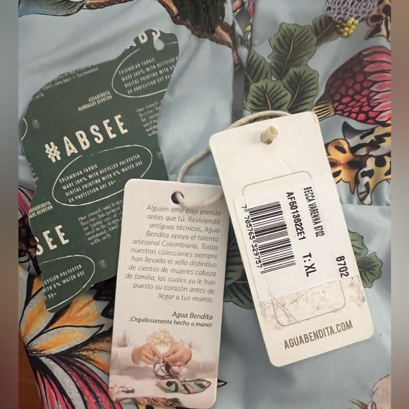 Agua Bendita Becca Varenna Reversible 1Pc Swimsuit Size XL - Picture 14 of 14